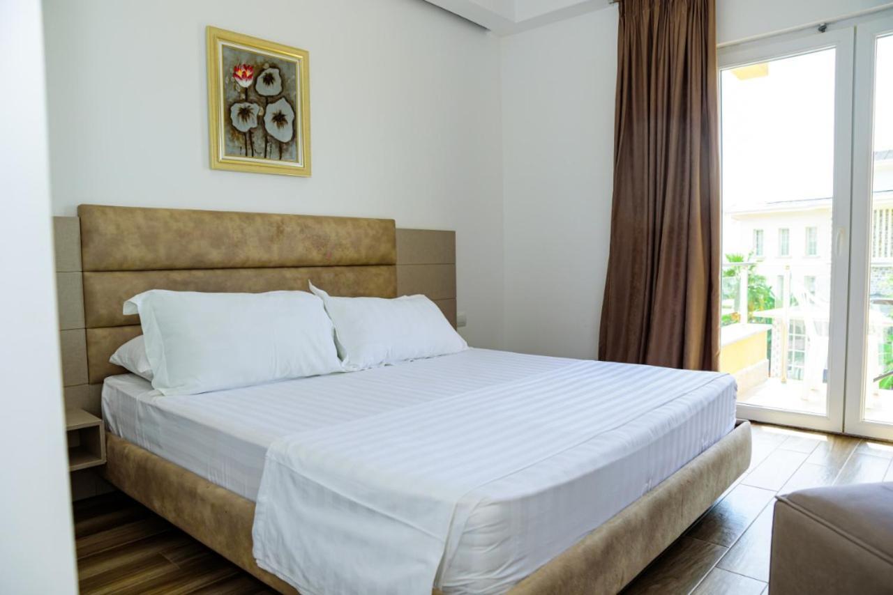 Hotel Orange Dhermi Exterior photo