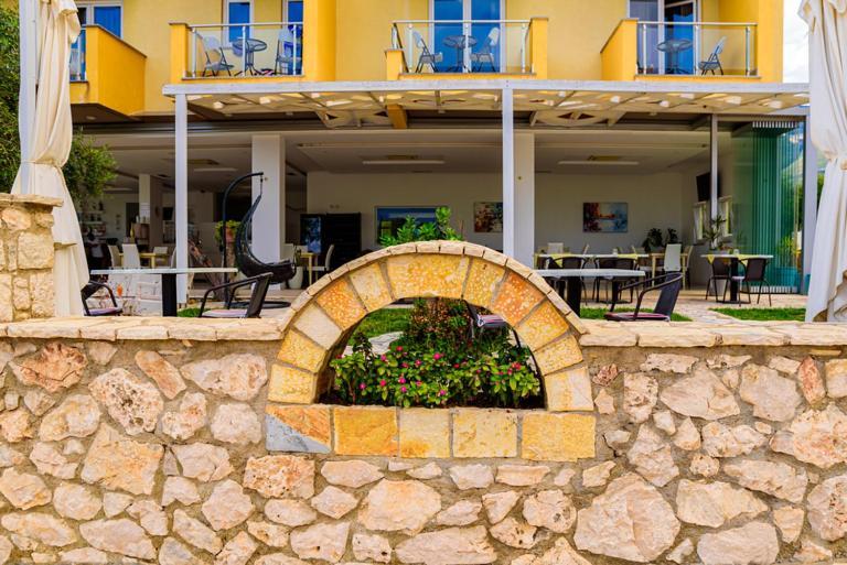 Hotel Orange Dhermi Exterior photo